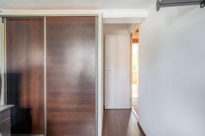 Tussenwoning te koop: Klein Vreewijk 3, Lisse