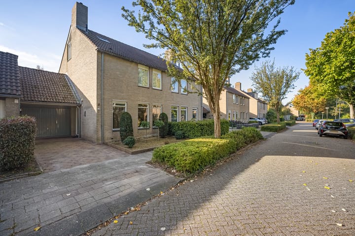 Hoekwoning te koop: Oer de feart 21, Goutum