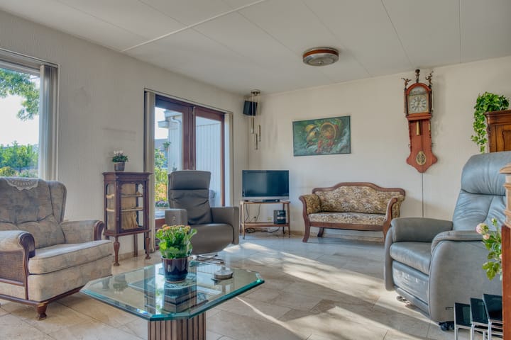 Appartement te koop: Dorpsstraat 120A, Hendrik-Ido-Ambacht