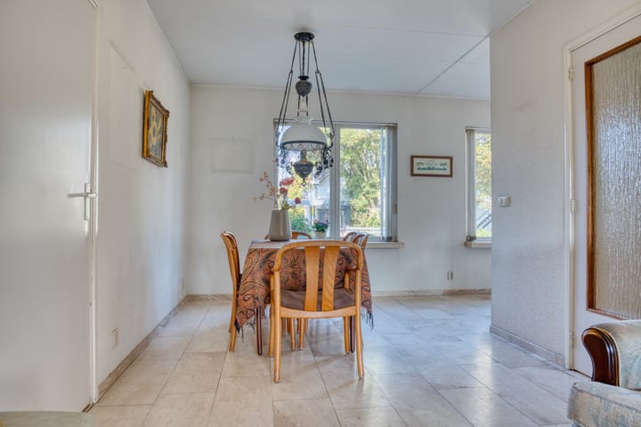 Appartement te koop: Dorpsstraat 120A, Hendrik-Ido-Ambacht