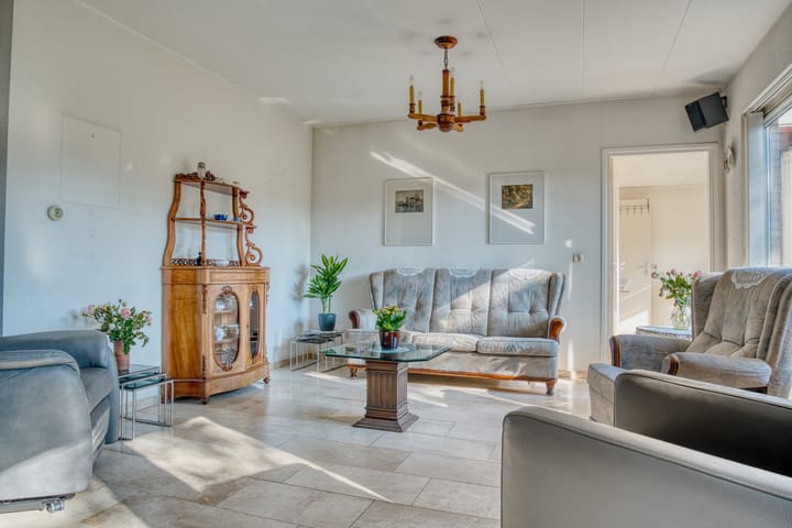 Appartement te koop: Dorpsstraat 120A, Hendrik-Ido-Ambacht