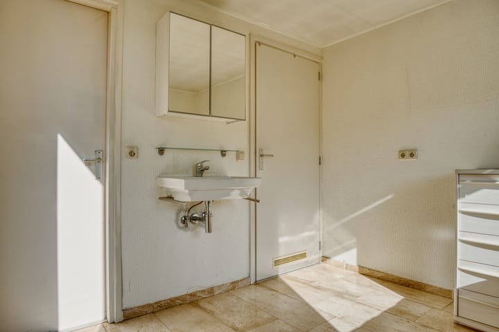 Appartement te koop: Dorpsstraat 120A, Hendrik-Ido-Ambacht