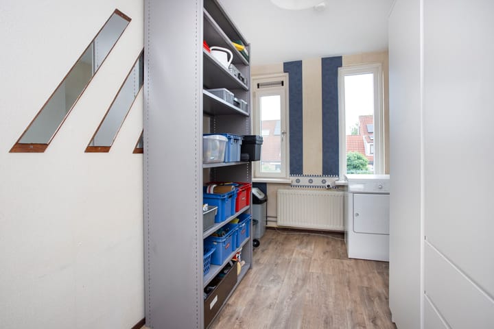 Tussenwoning te koop: Reigerskamp 89, Maarssen