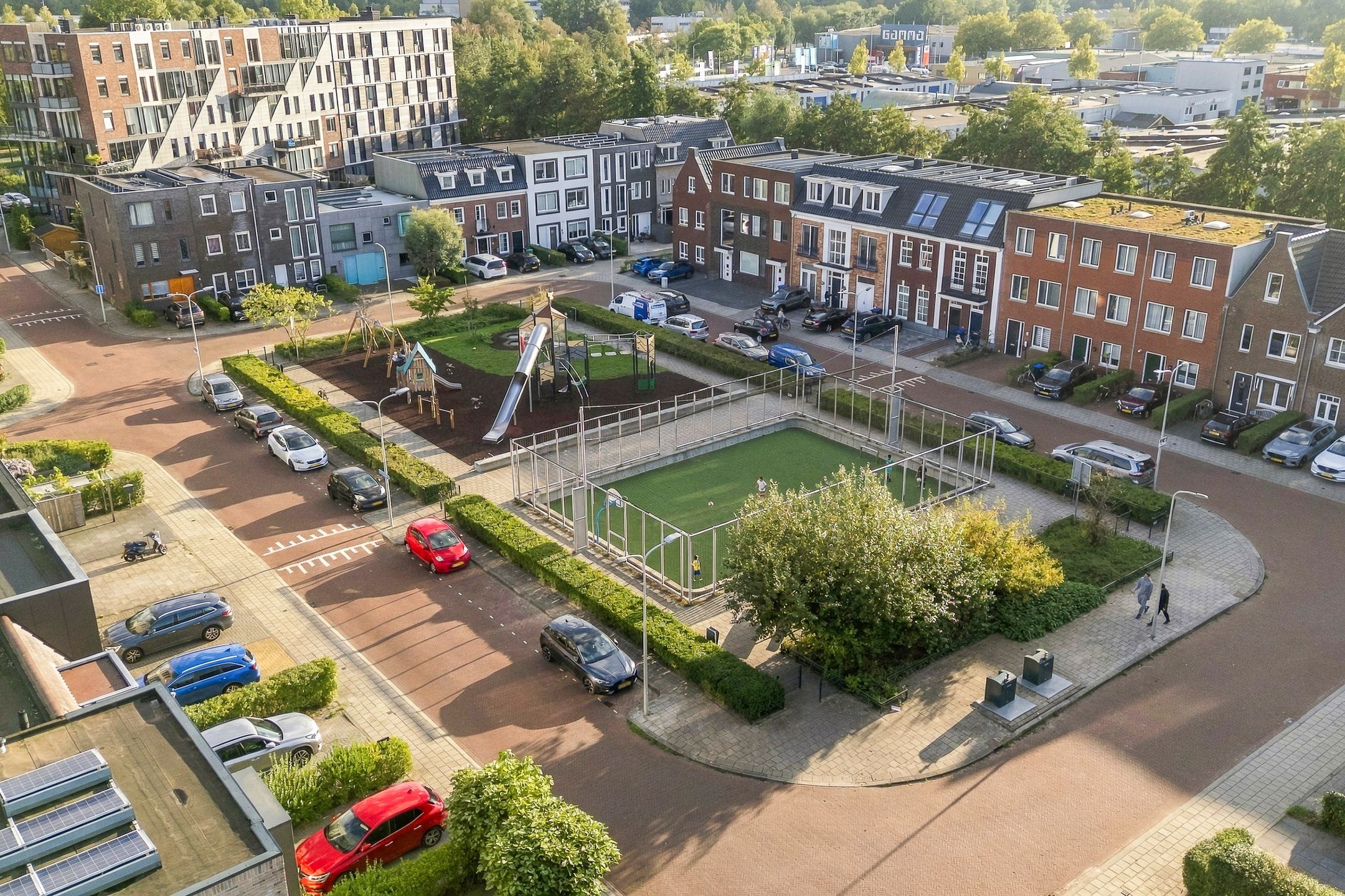 Foto 45 van C.A. van Beverenplein 7