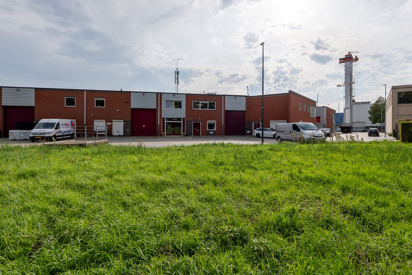 View photo 2 of Admiraal Lucashof 15
