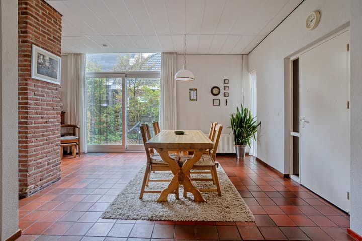 Vrijstaande woning te koop: Poststraat 27, Stadskanaal