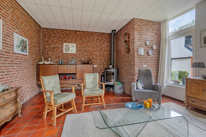 Vrijstaande woning te koop: Poststraat 27, Stadskanaal