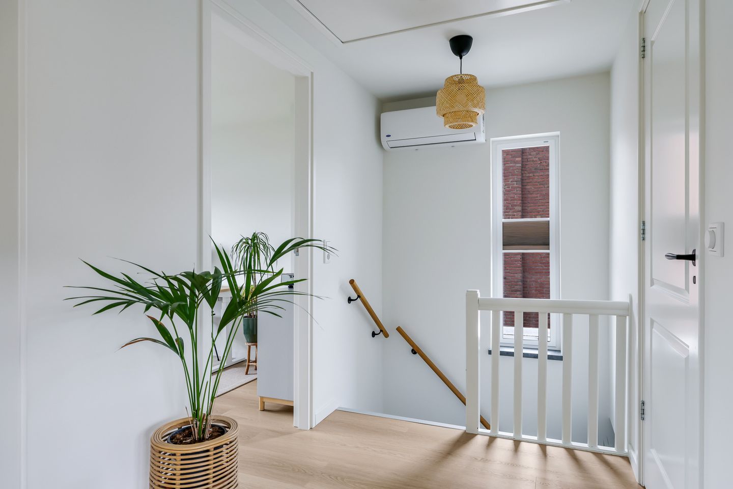 Photo 49 of Graaf van Gelrestraat 20