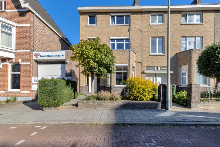 Tussenwoning te koop: Scharnerweg 24, Maastricht