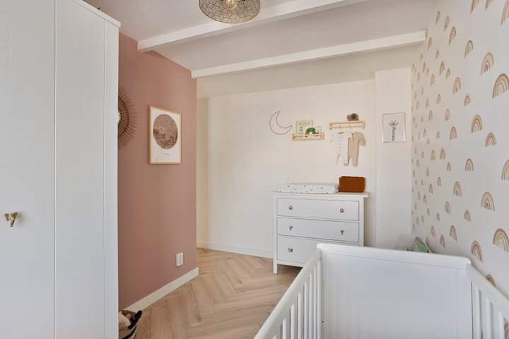Tussenwoning te koop: Venenlaan 136, Hoorn