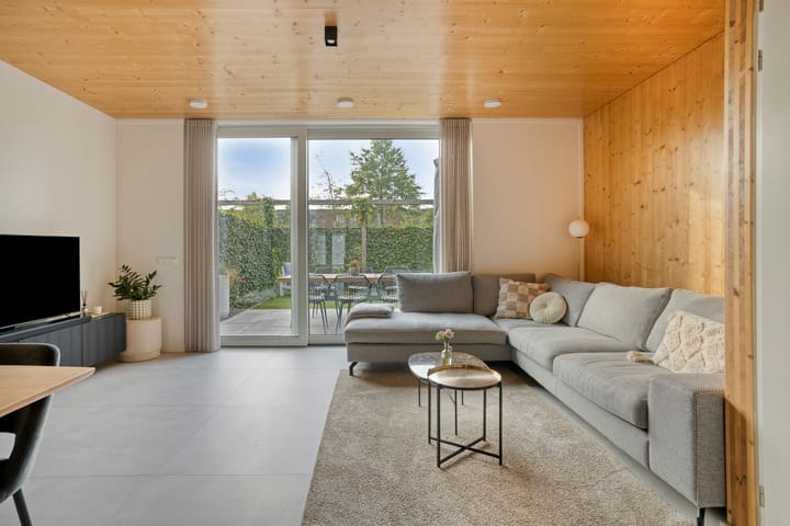Tussenwoning te koop: Grasbloem 10B, Eindhoven