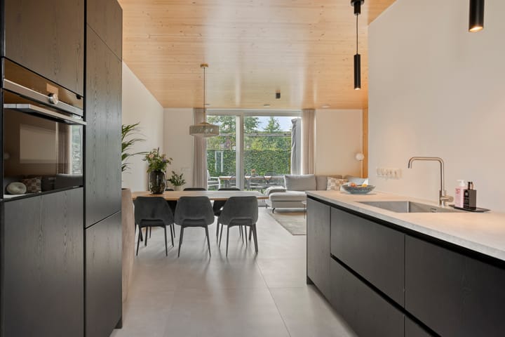 Tussenwoning te koop: Grasbloem 10B, Eindhoven