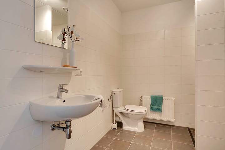 Tussenwoning te huur: Meerring 33, Eindhoven