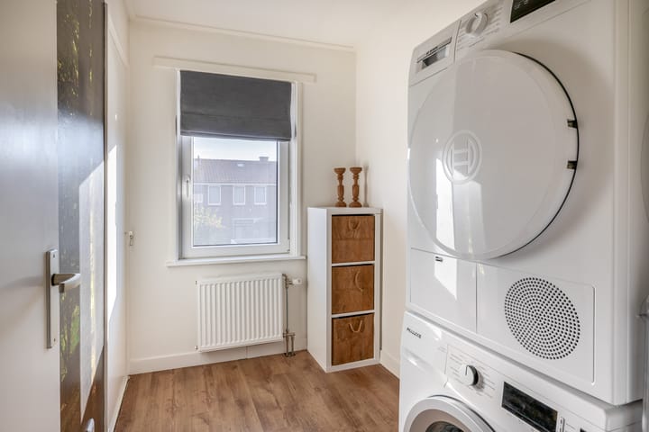 Tussenwoning te koop: de Visserstraat 44, Gouda