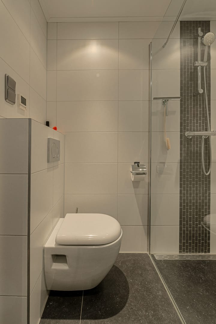 Hoekwoning te koop: Elise van Calcarstraat 15, Breda
