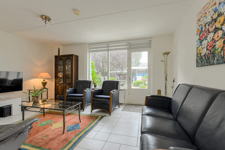 Hoekwoning te koop: Elise van Calcarstraat 15, Breda