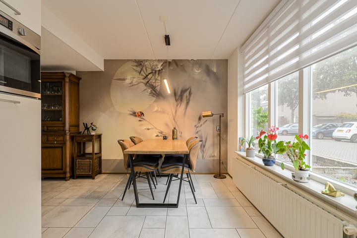Hoekwoning te koop: Elise van Calcarstraat 15, Breda