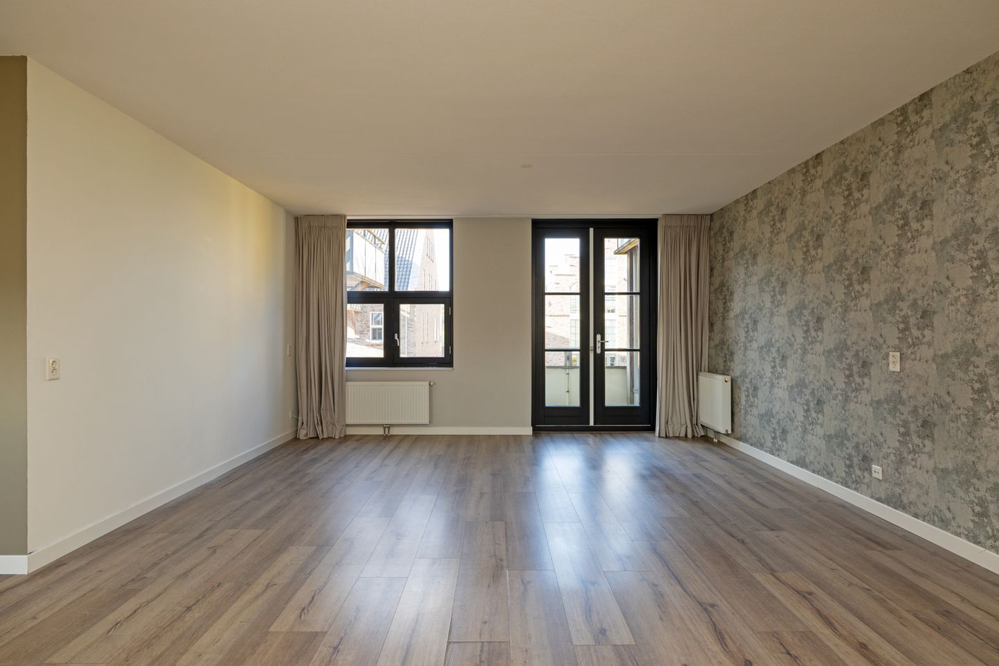 Foto 10 van Groot Horloo 93
