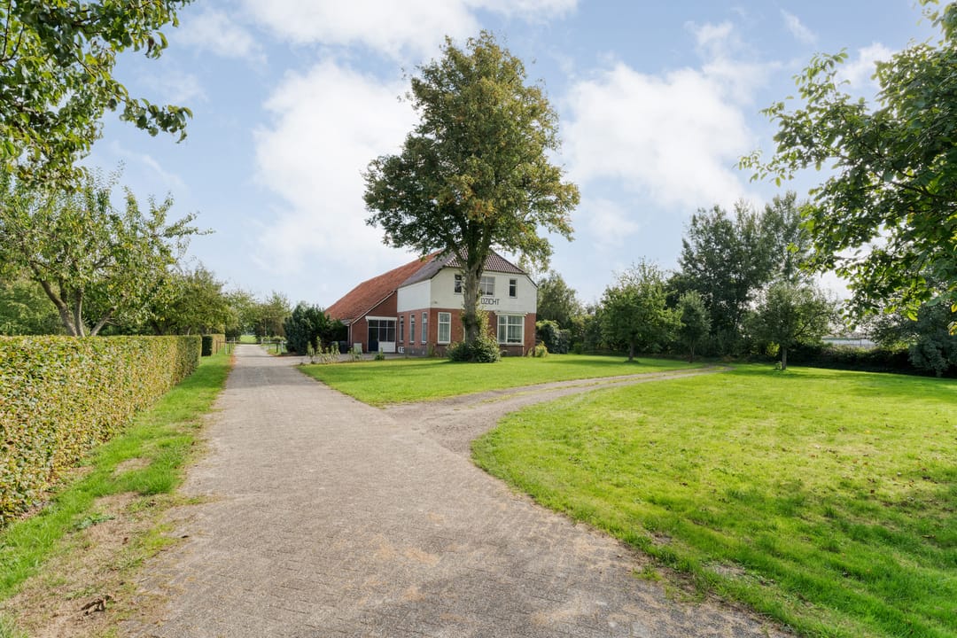 Photo 13 of Burgemeester Buiskoolweg 10