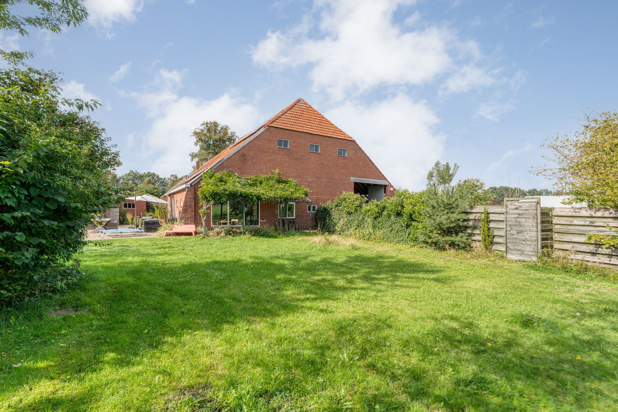 Photo 63 of Burgemeester Buiskoolweg 10