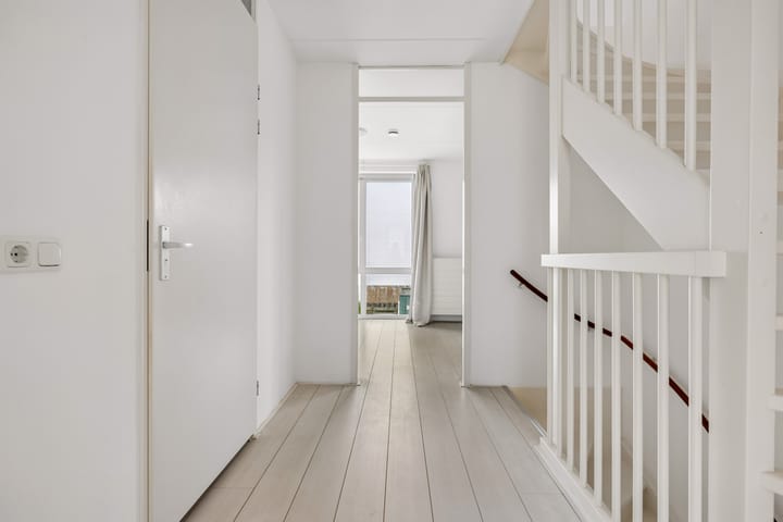 Hoekwoning te koop: Balderstraat 26, Almere