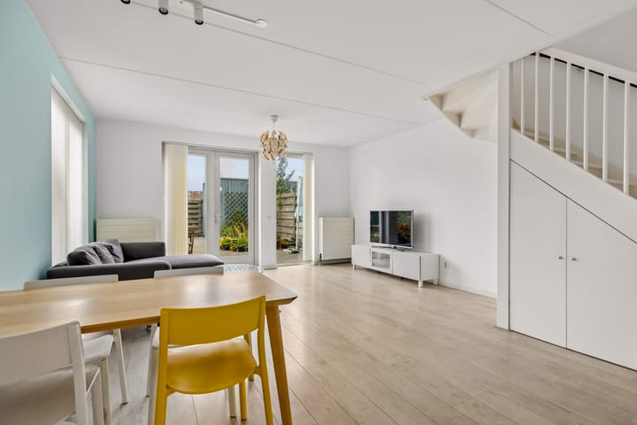 Hoekwoning te koop: Balderstraat 26, Almere