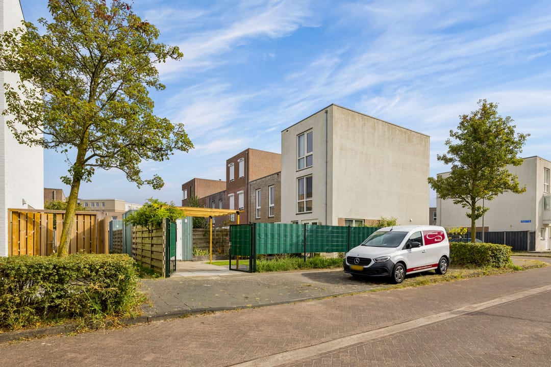 Photo 43 of Balderstraat 26