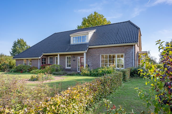 Vrijstaande woning te koop: Walseweg 7, Gendringen