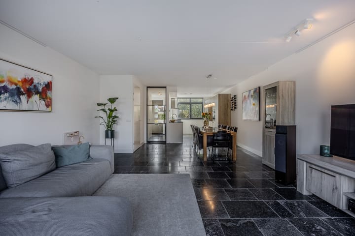 Tussenwoning te koop: Vrederiksakker 58, Heerhugowaard