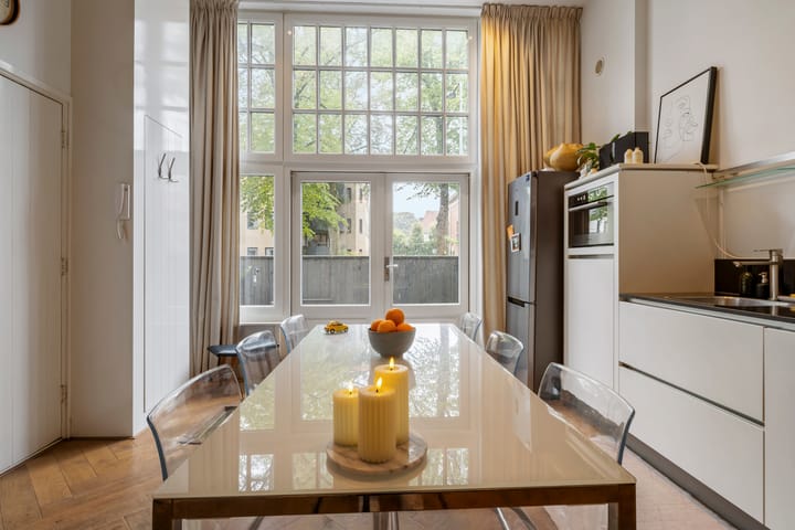 Appartement te koop: Emmastraat 39, Hilversum