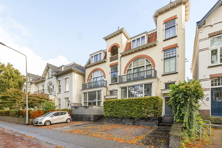 Appartement te koop: Emmastraat 39, Hilversum