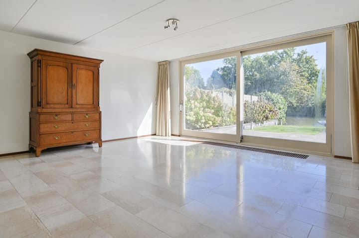 Tussenwoning te koop: Insulinde 9, Breukelen