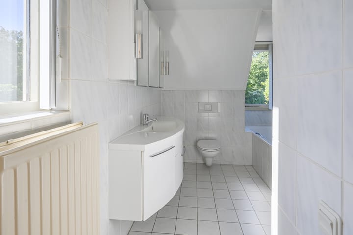 Tussenwoning te koop: Insulinde 9, Breukelen