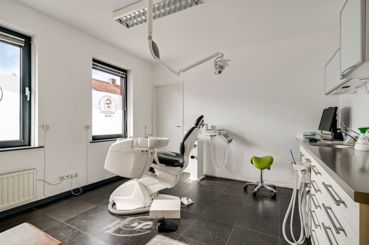 Twee-onder-één-kap te koop: Cruysbergstraat 9, Beesel