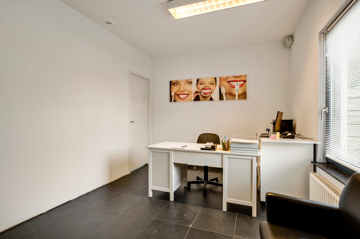 Twee-onder-één-kap te koop: Cruysbergstraat 9, Beesel