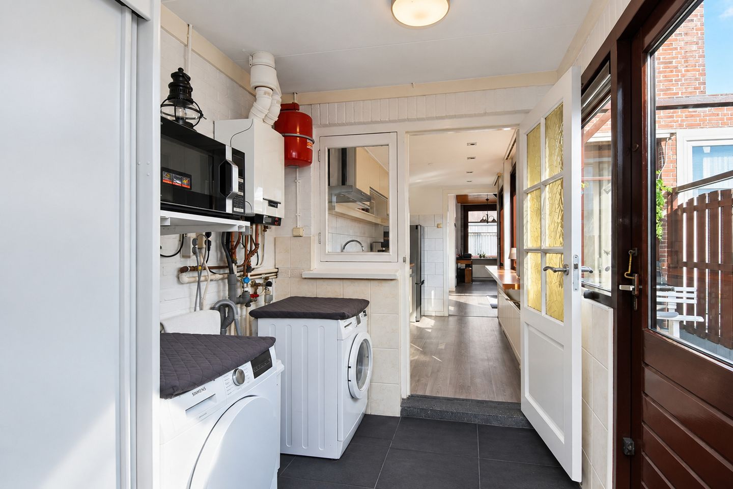 Photo 19 of Schelvisstraat 3