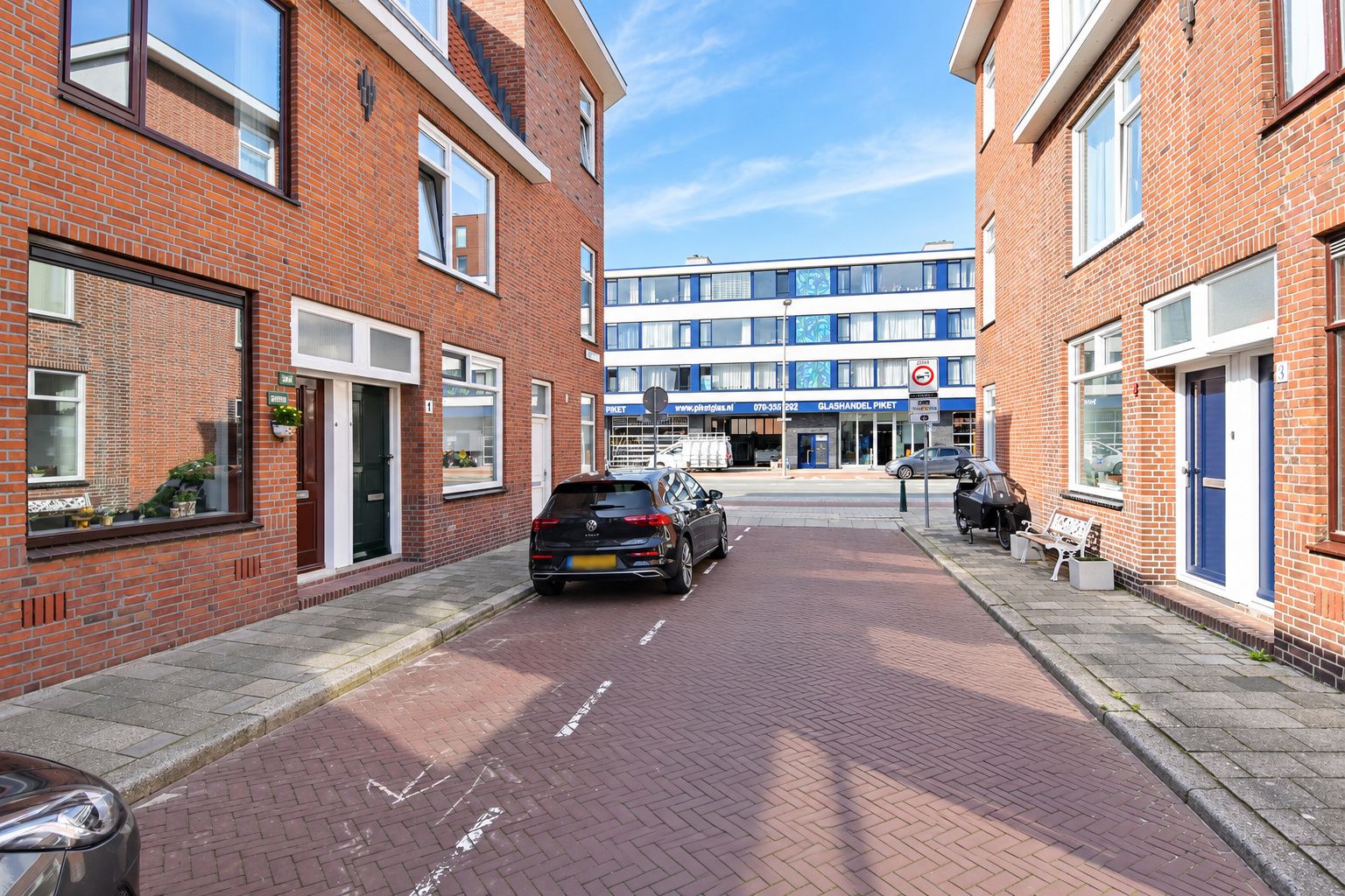 Photo 3 of Schelvisstraat 3