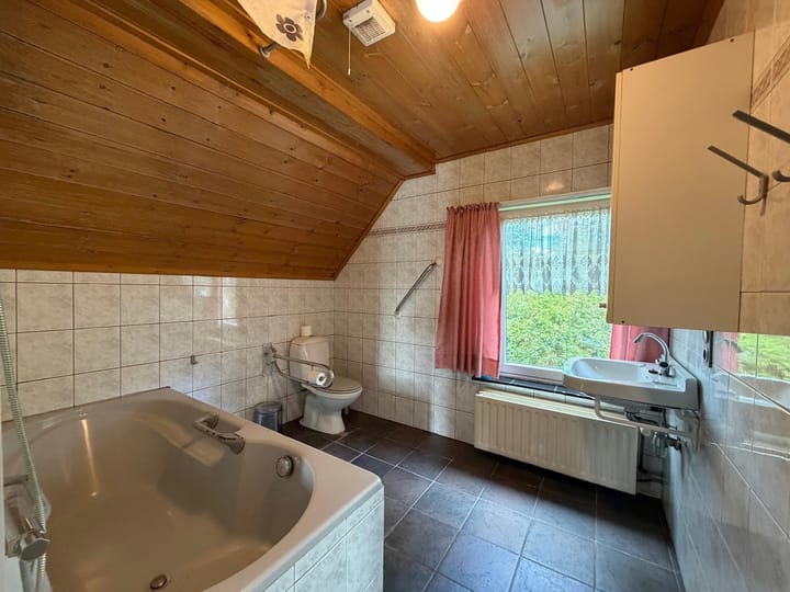 Vrijstaande woning te koop: Oranjedijk 29, Ijzendijke