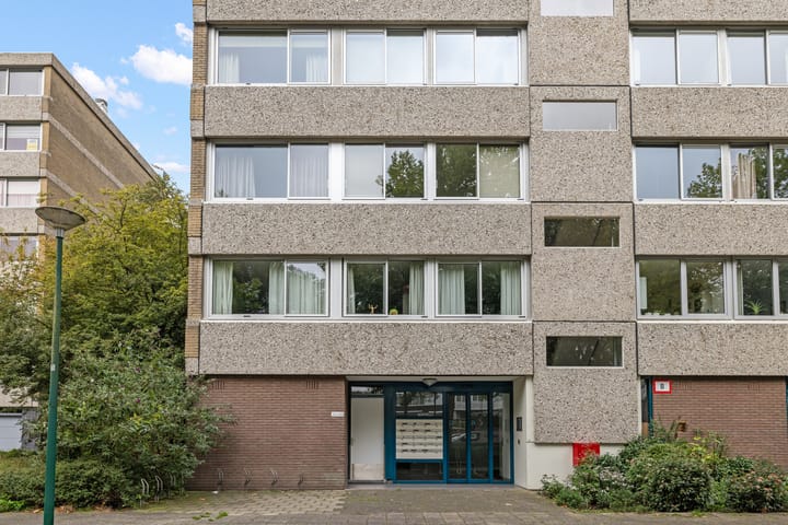 Appartement te koop: Veenbesstraat 210, Soest