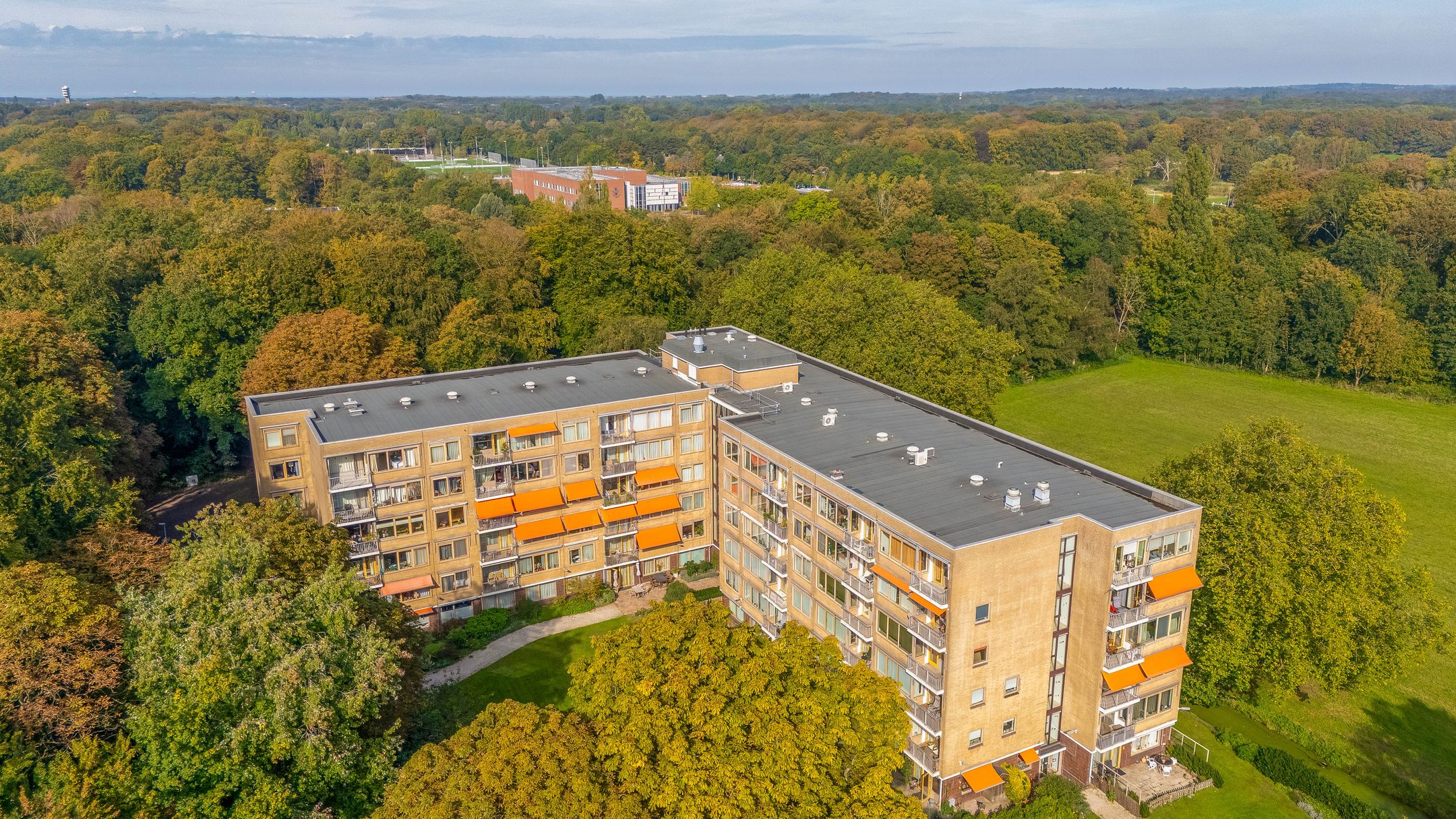 Foto 45 van Leidsestraatweg 15-322