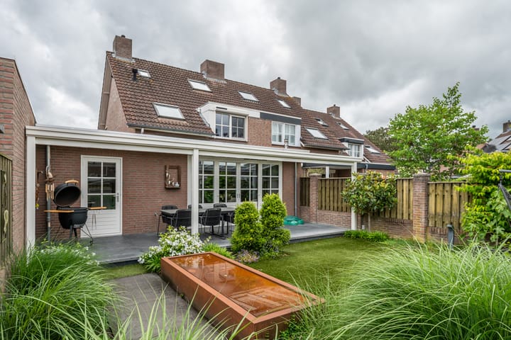 Tussenwoning te koop: Janssenstraat 14, Helmond