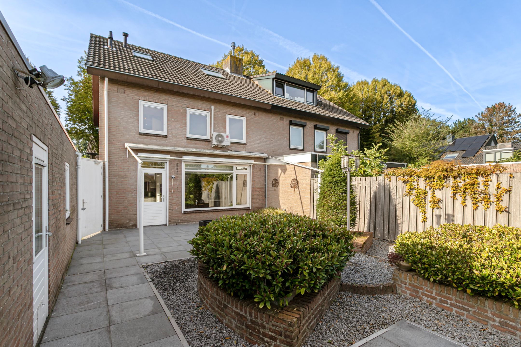 Foto 33 van Wiek 66