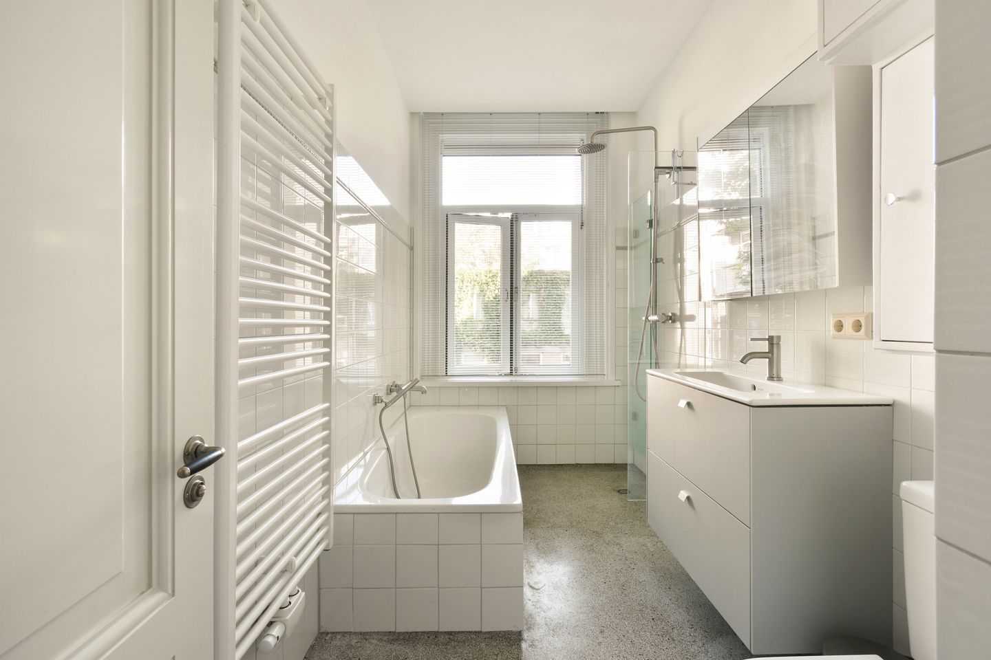 Foto 40 van Linnaeusstraat 43-H