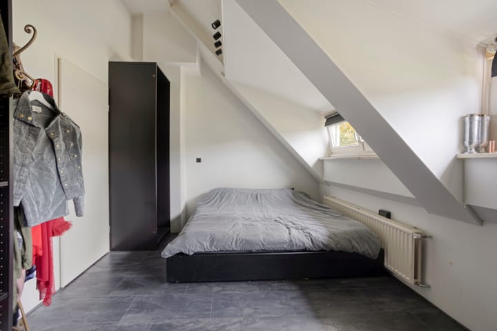Vrijstaande woning te koop: Thornerbeek 11, Tilburg