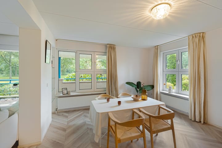 Appartement te koop: Vondellaan 10, Haren (Gr)