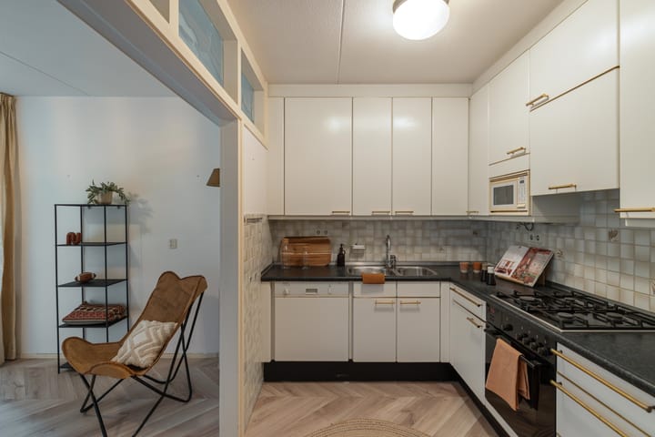 Appartement te koop: Vondellaan 10, Haren (Gr)