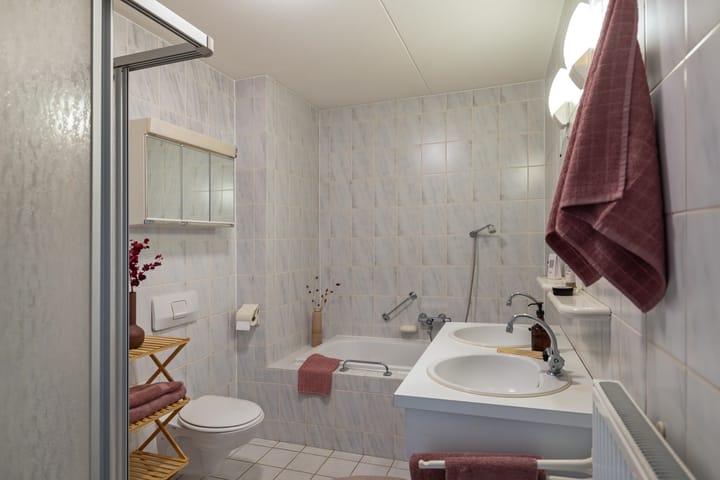 Appartement te koop: Vondellaan 10, Haren (Gr)