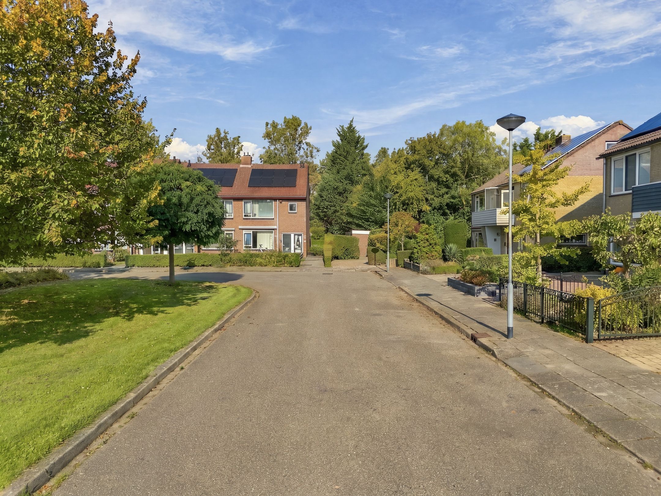 Photo 36 of Graaf Willemstraat 78