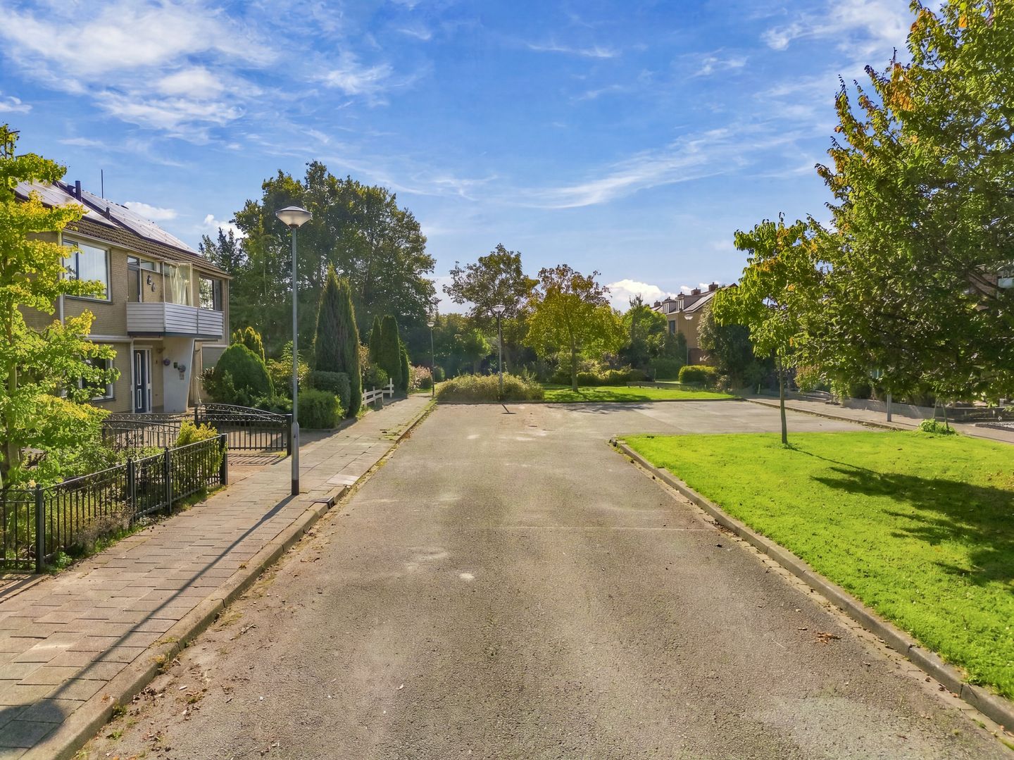 Photo 35 of Graaf Willemstraat 78