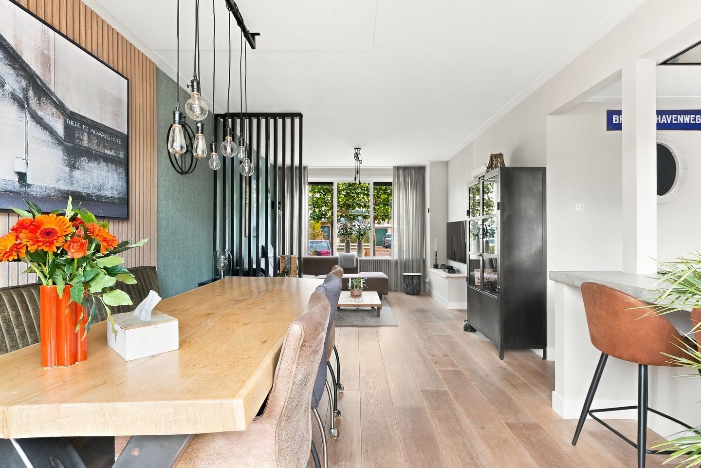 Photo 4 of Graaf Willemstraat 78